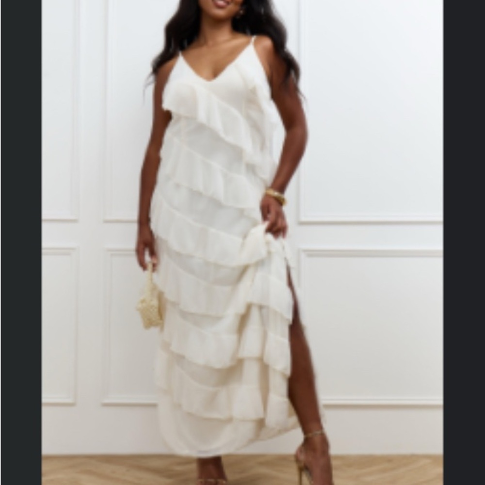 Boohoo White Tiered Maxi Dress with Spaghetti Straps